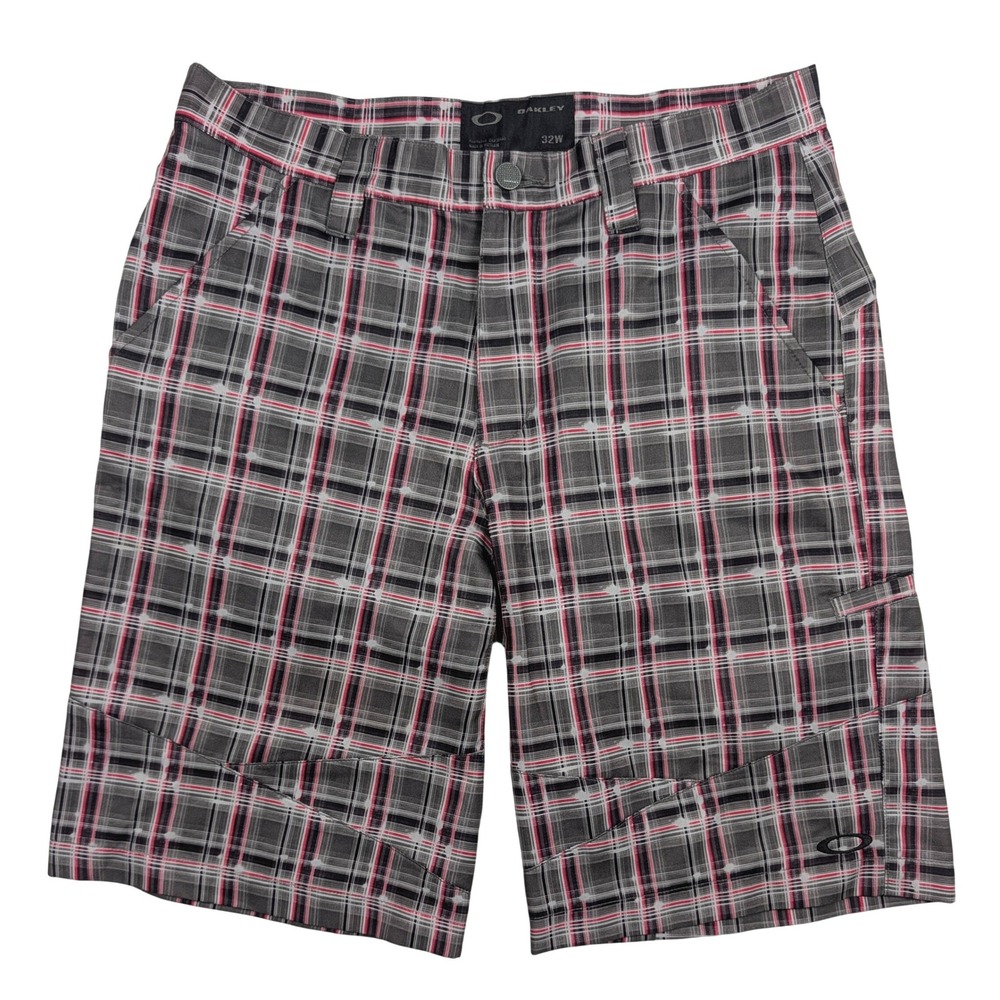 Oakley Golf Shorts Mens 32 Grey Pink Plaid Performance Polyester Flat Front Logo